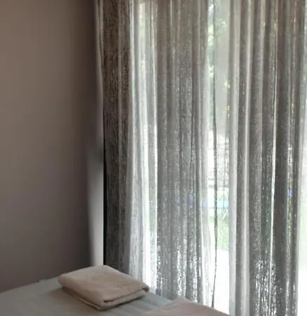 Angela Pool Gardens And Sea Views Appartement *