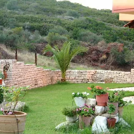 Angela Pool Gardens And Sea Views Apartment